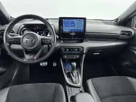 Toyota Yaris (2023) thumbnail 4
