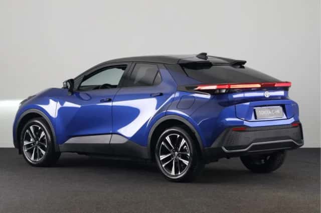 Toyota C-HR (2026) thumbnail 5