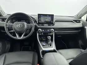 Toyota RAV4 (2022) thumbnail 4
