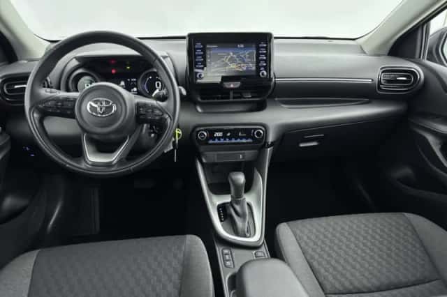 Toyota Yaris (2023) thumbnail 4
