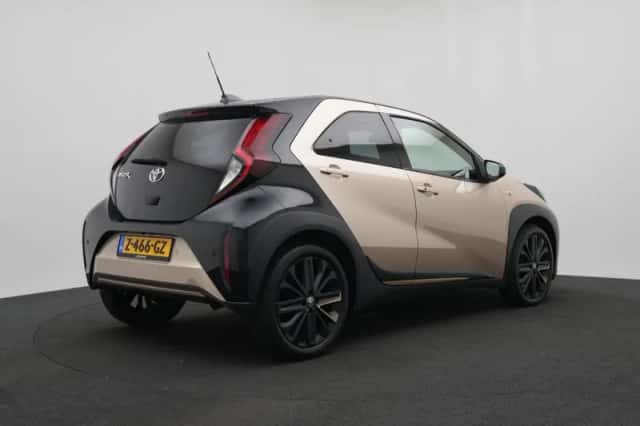 Toyota Aygo (2023) thumbnail 2