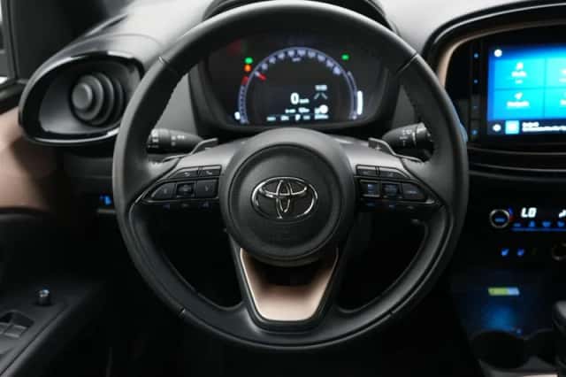 Toyota Aygo (2023) thumbnail 5