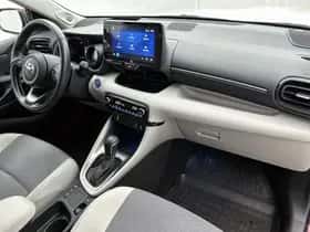 Toyota Yaris (2022) thumbnail 6