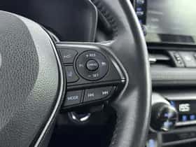 Toyota RAV4 (2021) thumbnail 14