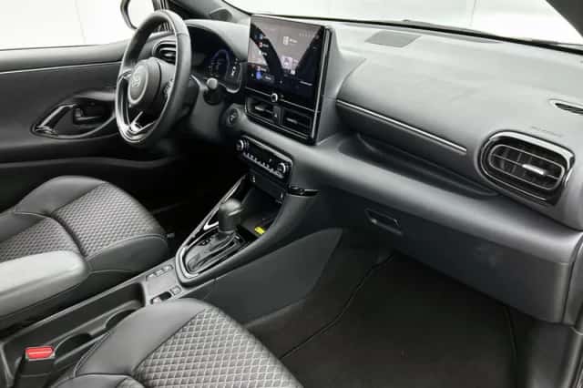 Toyota Yaris (2025) thumbnail 6