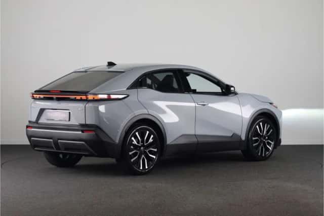 Toyota C-HR+ (2026) thumbnail 2