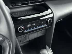 Toyota Yaris_Cross (2023) thumbnail 10