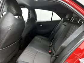 Toyota Corolla (2021) thumbnail 18
