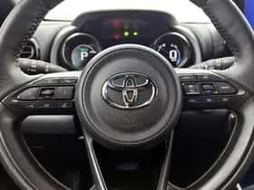 Toyota Yaris (2023) thumbnail 17