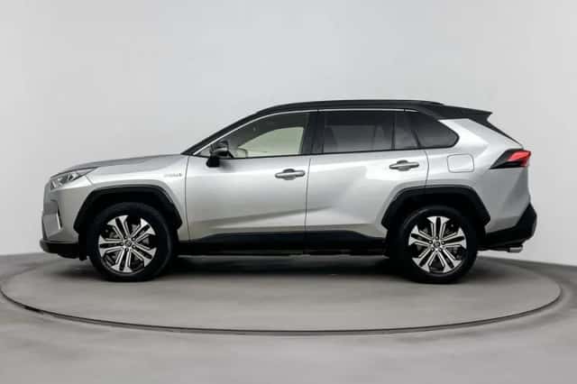 Toyota RAV4 (2020) thumbnail 4
