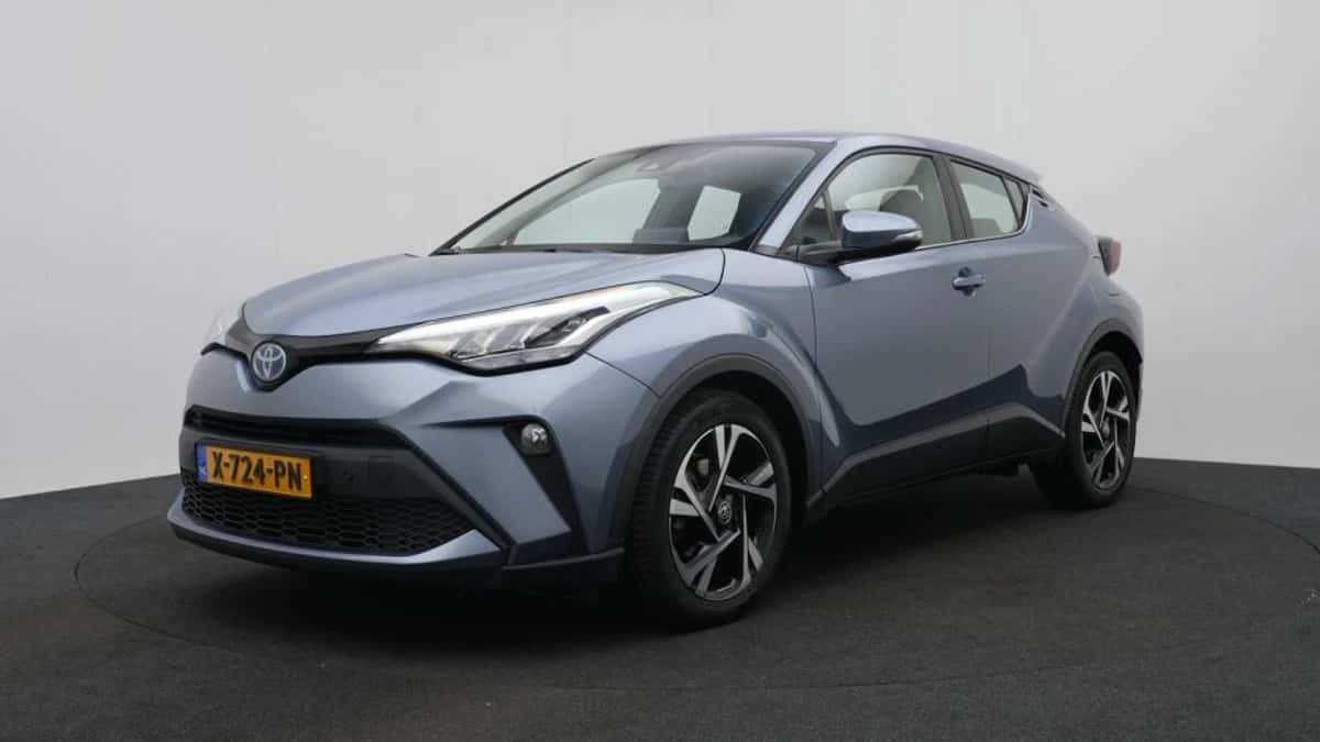 Toyota C-HR (2023) — foto 1