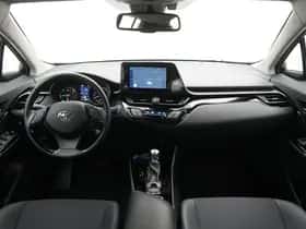 Toyota C-HR (2023) thumbnail 26