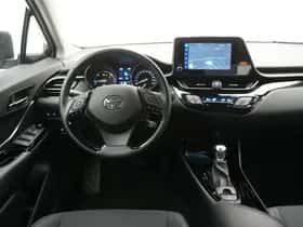 Toyota C-HR (2023) thumbnail 27