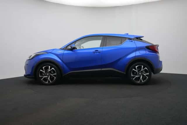 Toyota C-HR (2020) thumbnail 3