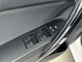 Toyota Auris (2018) thumbnail 21