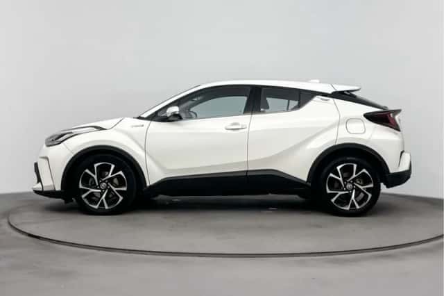 Toyota C-HR (2021) thumbnail 3