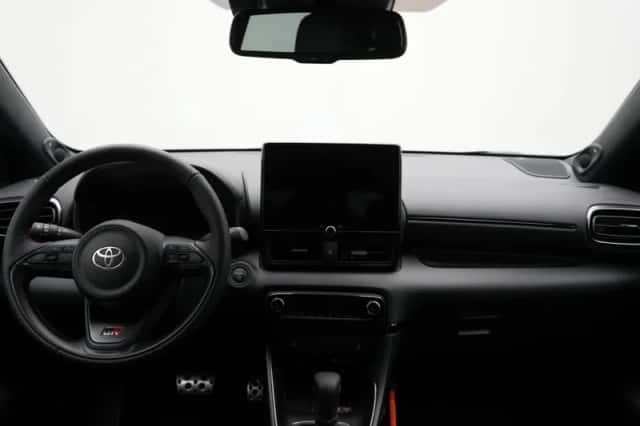 Toyota Yaris (2026) thumbnail 4
