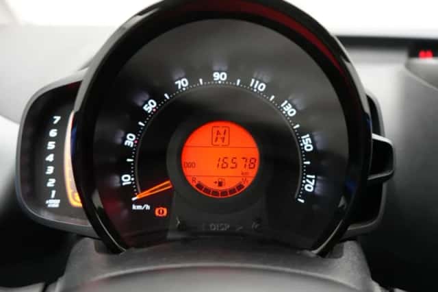 Toyota Aygo (2019) thumbnail 6