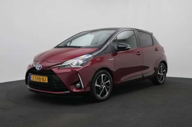 Toyota Yaris (2020) thumbnail 1