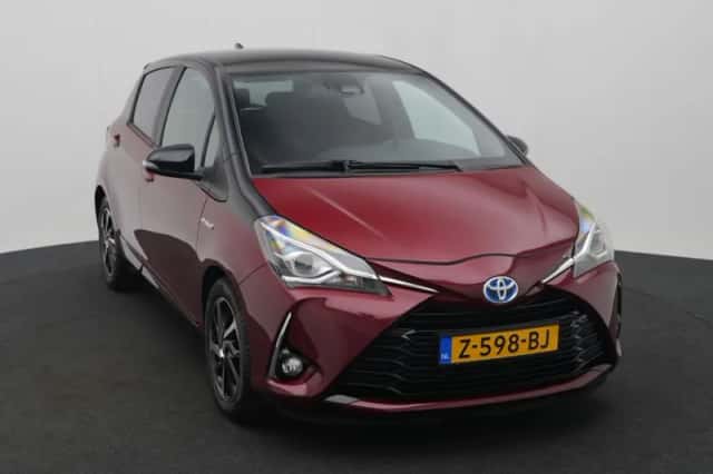 Toyota Yaris (2020) thumbnail 4