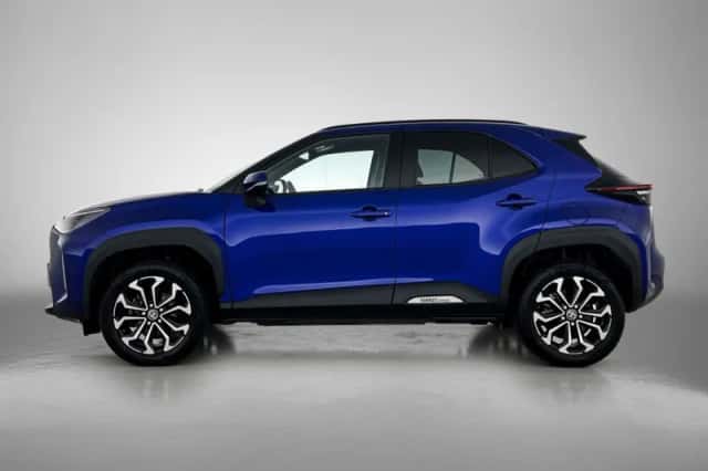 Toyota Yaris_Cross (2025) thumbnail 3