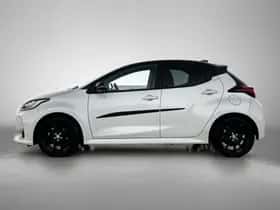 Toyota Yaris (2023) thumbnail 3