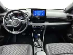 Toyota Yaris (2023) thumbnail 4