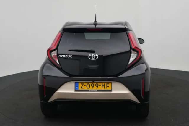 Toyota Aygo (2024) thumbnail 4