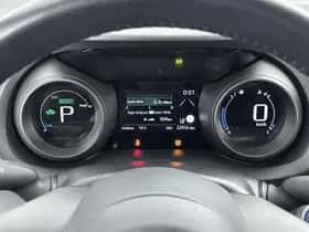 Toyota Yaris_Cross (2024) thumbnail 5