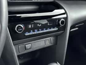 Toyota Yaris_Cross (2024) thumbnail 9