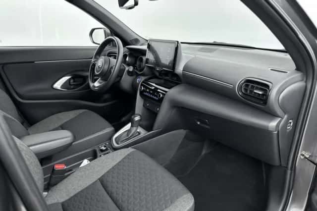 Toyota Yaris_Cross (2024) thumbnail 6