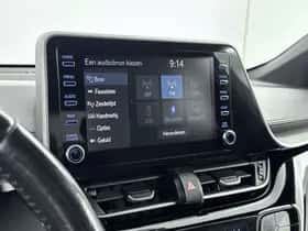 Toyota C-HR (2021) thumbnail 24