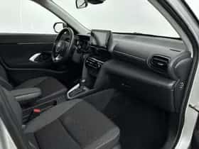 Toyota Yaris_Cross (2023) thumbnail 6