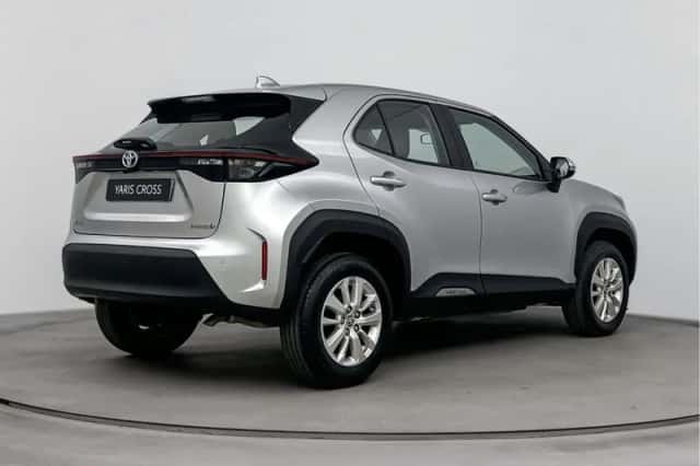 Toyota Yaris_Cross (2023) thumbnail 2