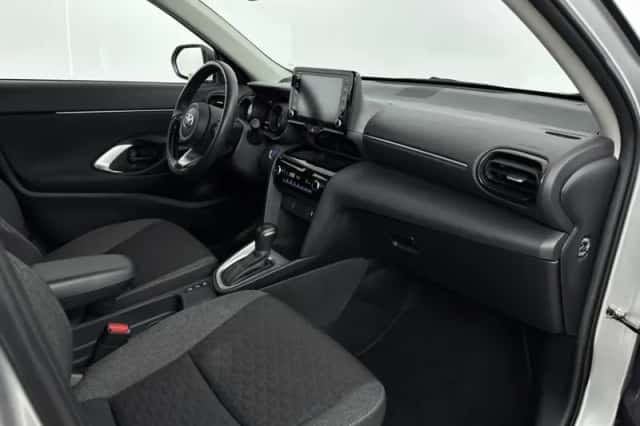 Toyota Yaris_Cross (2023) thumbnail 6