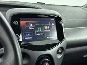 Toyota Aygo (2022) thumbnail 25