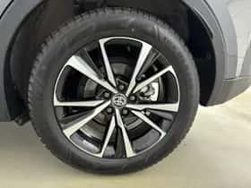 Toyota C-HR (2025) thumbnail 22