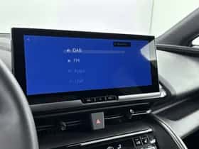 Toyota C-HR (2025) thumbnail 24