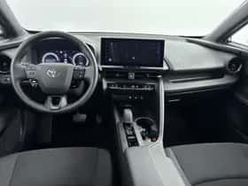 Toyota C-HR (2025) thumbnail 4