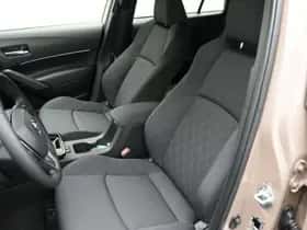 Toyota Corolla_Cross (2026) thumbnail 8