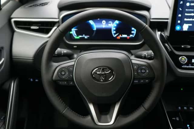 Toyota Corolla_Cross (2026) thumbnail 5