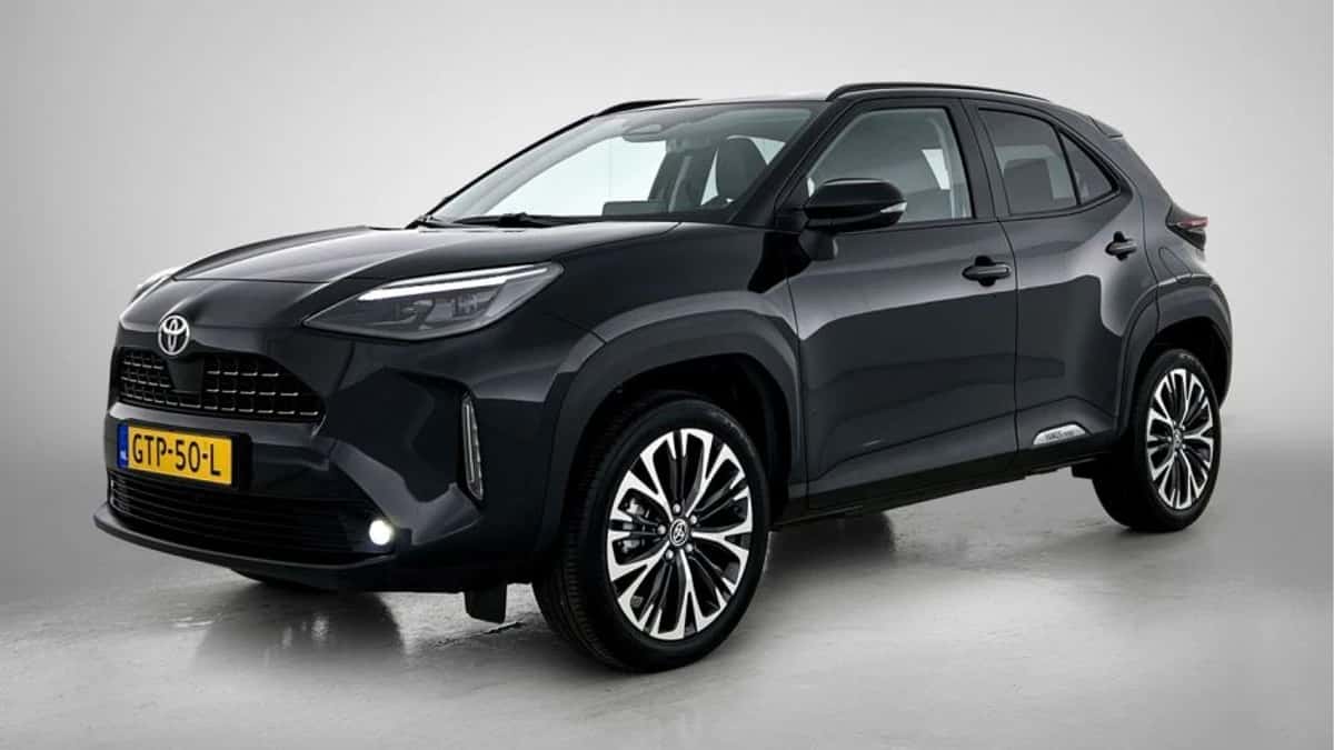 Toyota Yaris_Cross (2024) — foto 1