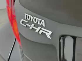 Toyota C-HR (2020) thumbnail 19