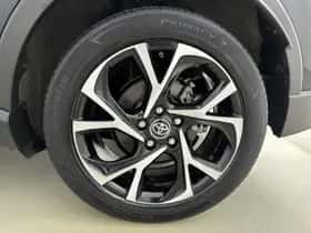 Toyota C-HR (2020) thumbnail 23