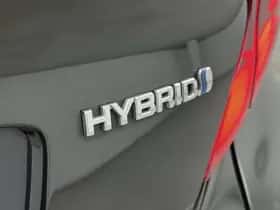 Toyota C-HR (2020) thumbnail 27