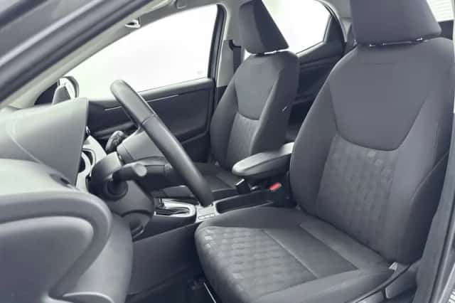 Toyota Yaris (2025) thumbnail 4