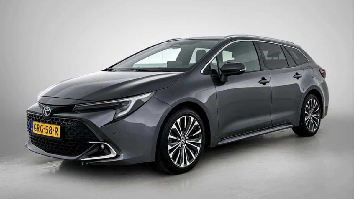 Toyota Corolla_Touring_Sports (2024) — foto 1