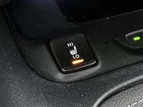 Toyota Corolla_Touring_Sports (2024) thumbnail 18