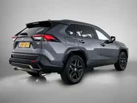 Toyota RAV4 (2025) thumbnail 2