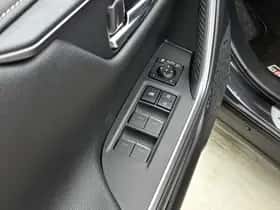 Toyota RAV4 (2025) thumbnail 22